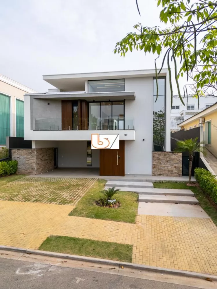 Casa de Condomínio à venda com 4 quartos, 441m² - Foto 1