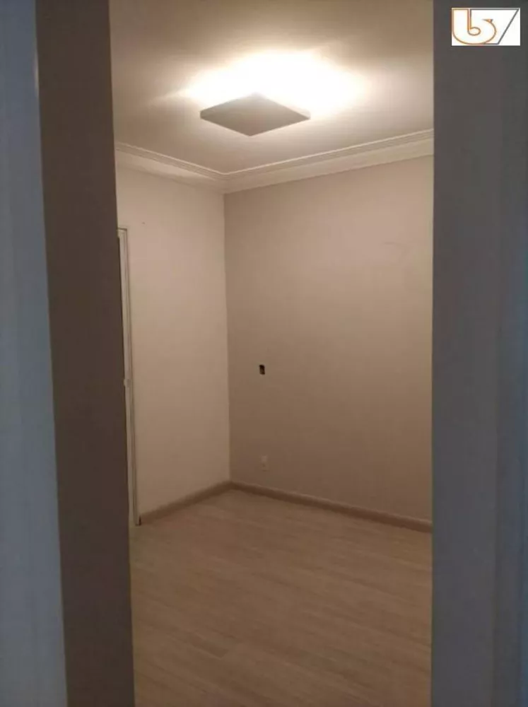 Apartamento à venda com 3 quartos, 86m² - Foto 15