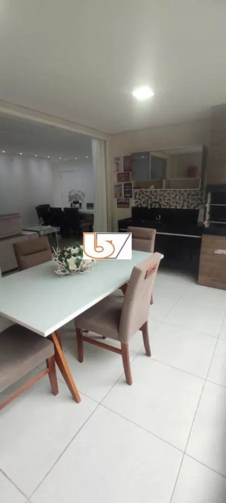 Apartamento para alugar com 2 quartos, 116m² - Foto 10