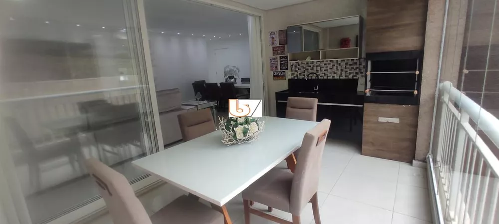 Apartamento para alugar com 2 quartos, 116m² - Foto 2