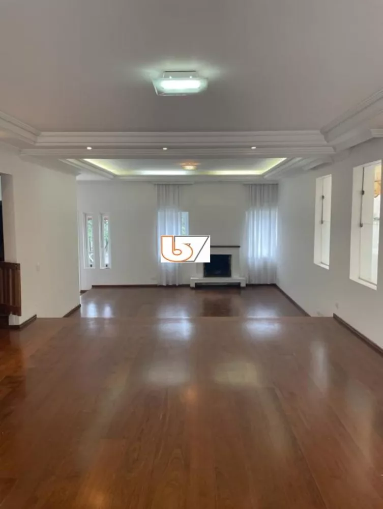 Casa de Condomínio à venda com 5 quartos, 420m² - Foto 2