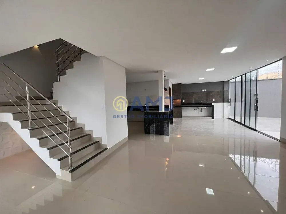 Sobrado, 3 quartos, 176 m² - Foto 1