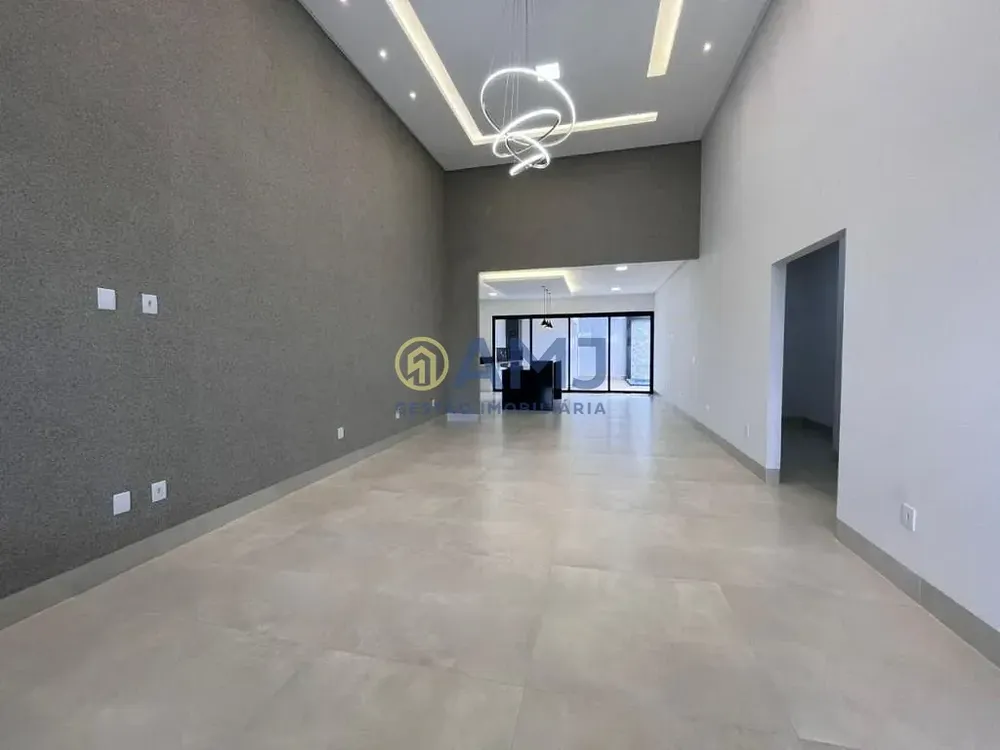 Casa, 3 quartos, 214 m² - Foto 3