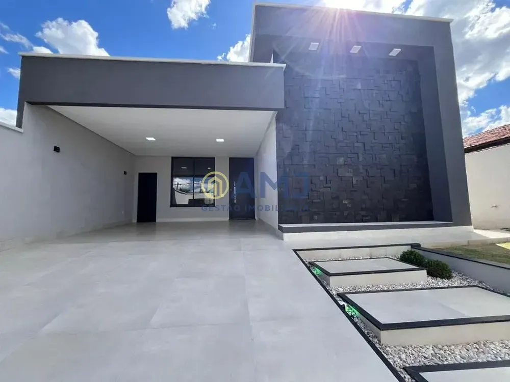 Casa, 3 quartos, 214 m² - Foto 1