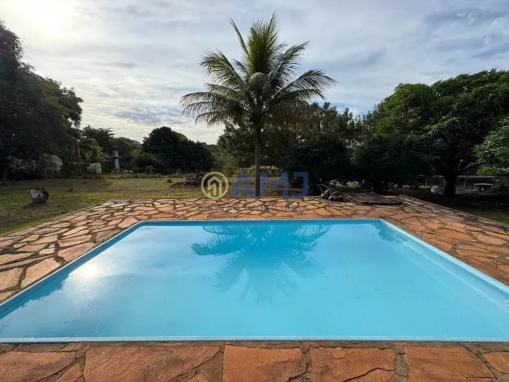 Chácara, 2 quartos, 2228 m² - Foto 8
