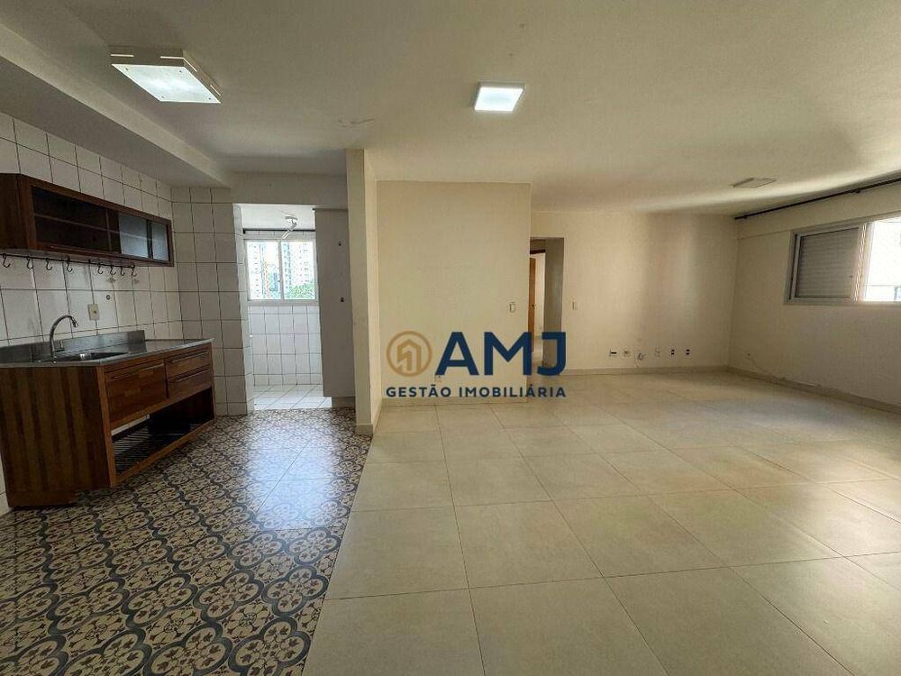 Apartamento à venda com 2 quartos, 81m² - Foto 2