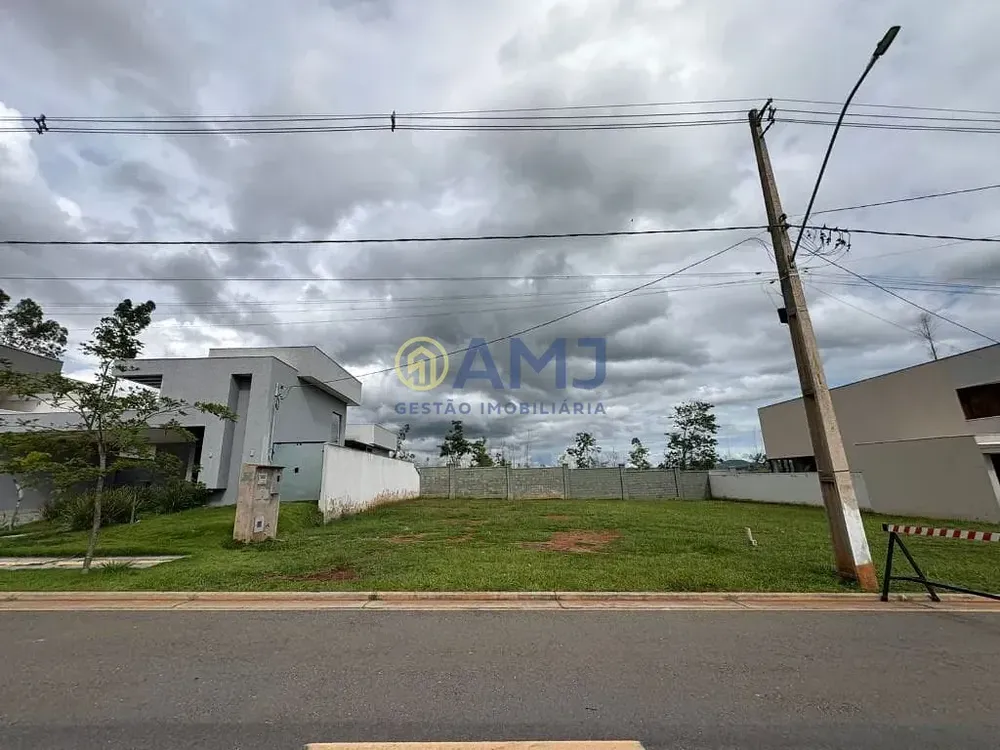 Terreno, 304 m² - Foto 1