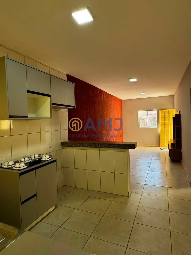 Casa, 2 quartos, 250 m² - Foto 1