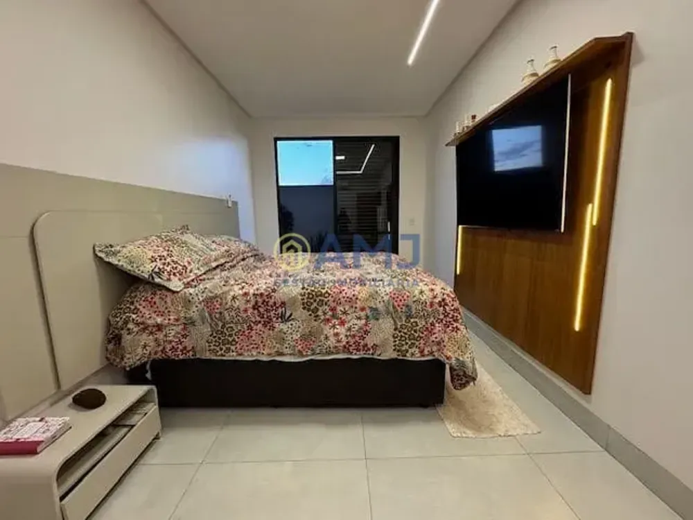 Casa, 3 quartos, 230 m² - Foto 10