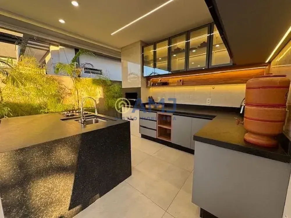 Casa, 3 quartos, 230 m² - Foto 4