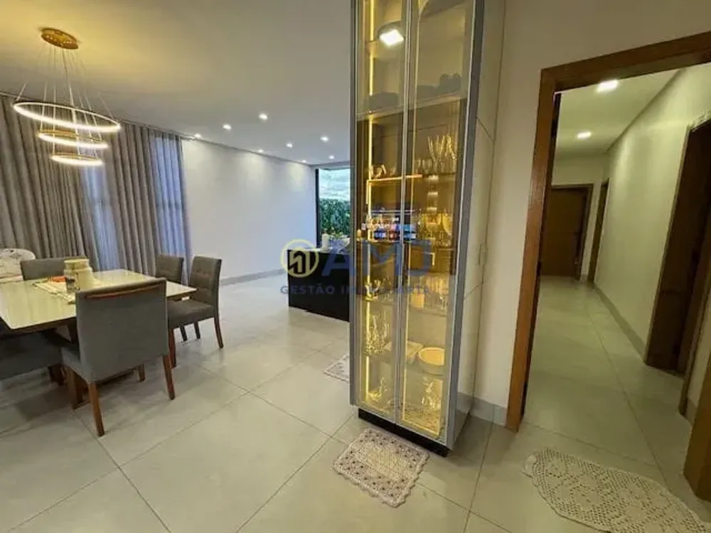 Casa, 3 quartos, 230 m² - Foto 12