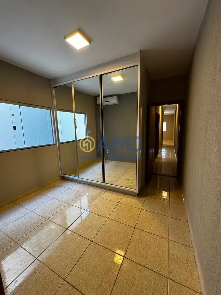 Casa, 3 quartos, 135 m² - Foto 1