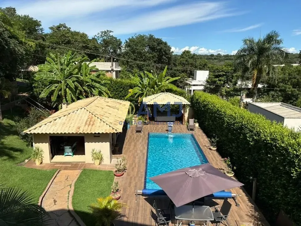 Chácara, 4 quartos, 1500 m² - Foto 1