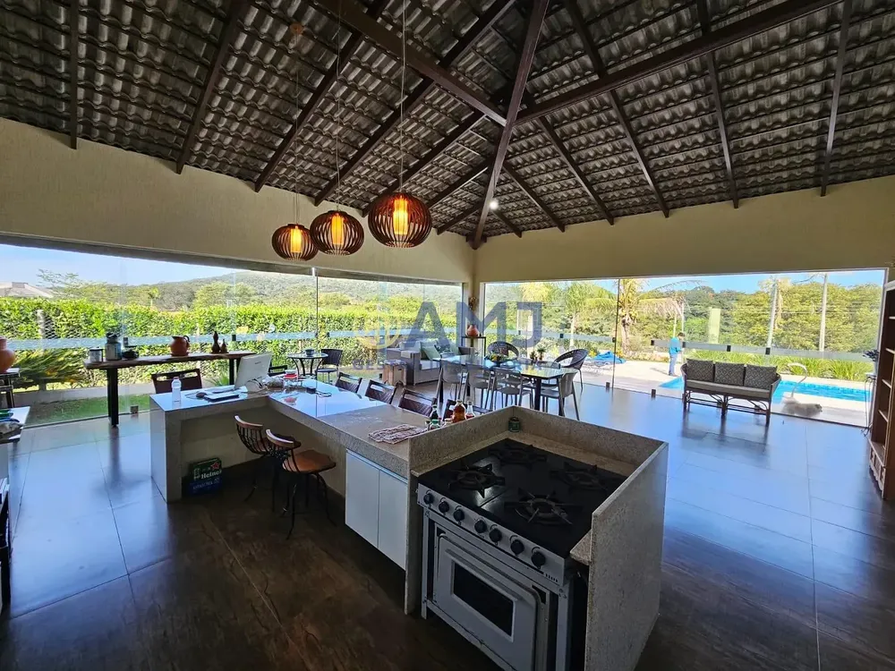 Sítio, 4 quartos, 1680 m² - Foto 1