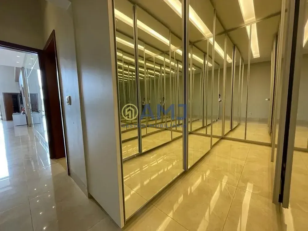 Casa, 4 quartos, 240 m² - Foto 9