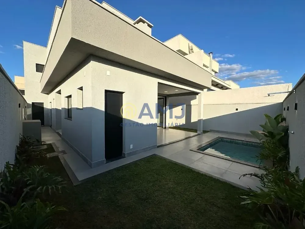 Sobrado, 3 quartos, 207 m² - Foto 2