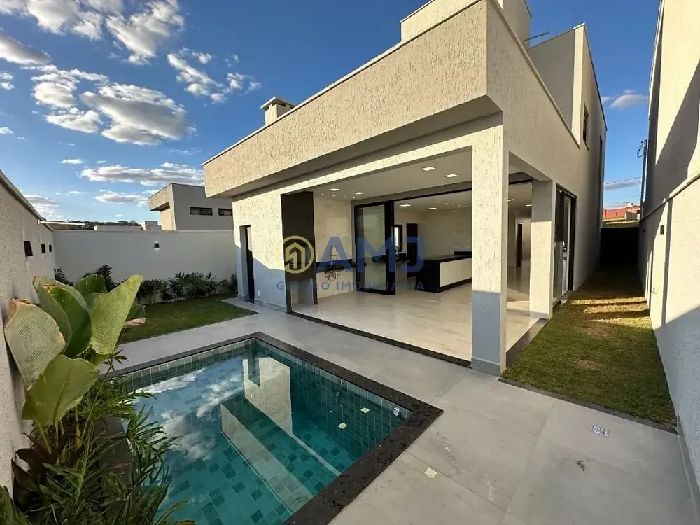 Sobrado, 3 quartos, 207 m² - Foto 1