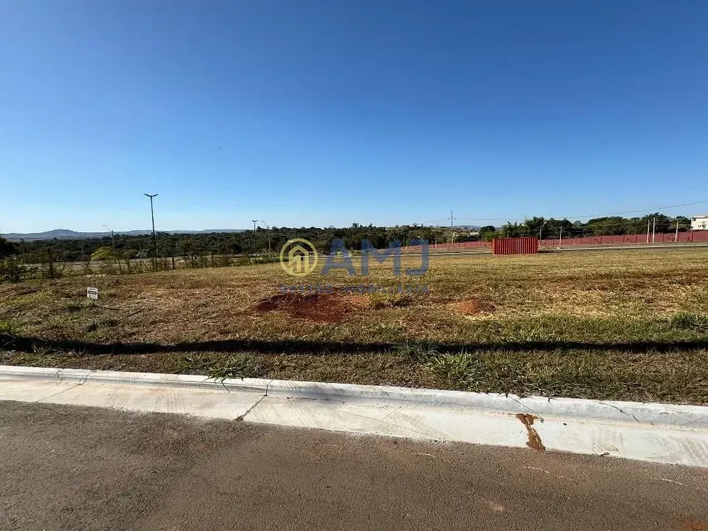 Terreno, 301 m² - Foto 1
