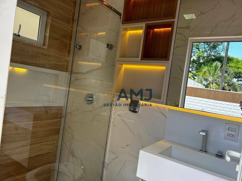Casa de Condomínio à venda com 3 quartos, 291m² - Foto 3