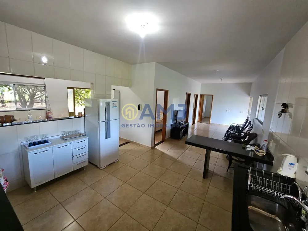 Chácara, 3 quartos, 2160 m² - Foto 3