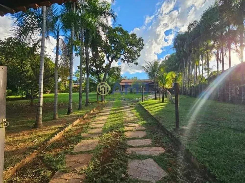 Chácara, 3 quartos, 2160 m² - Foto 4