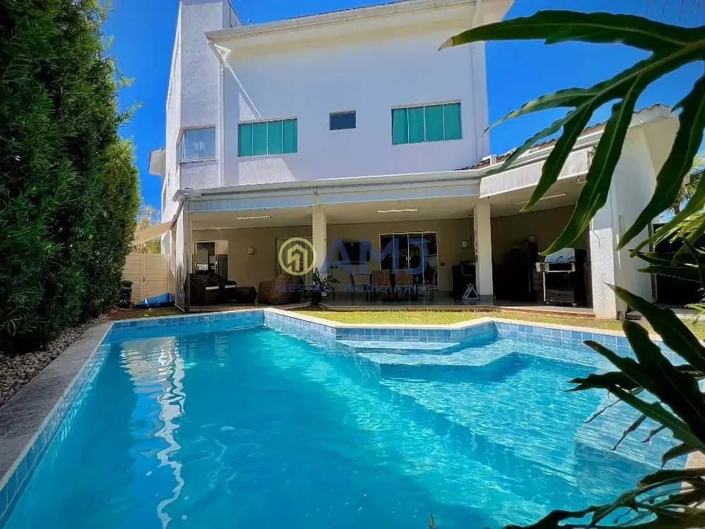Sobrado, 4 quartos, 334 m² - Foto 1
