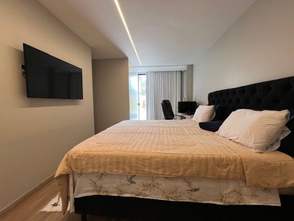 Chácara, 4 quartos, 2205 m² - Foto 7