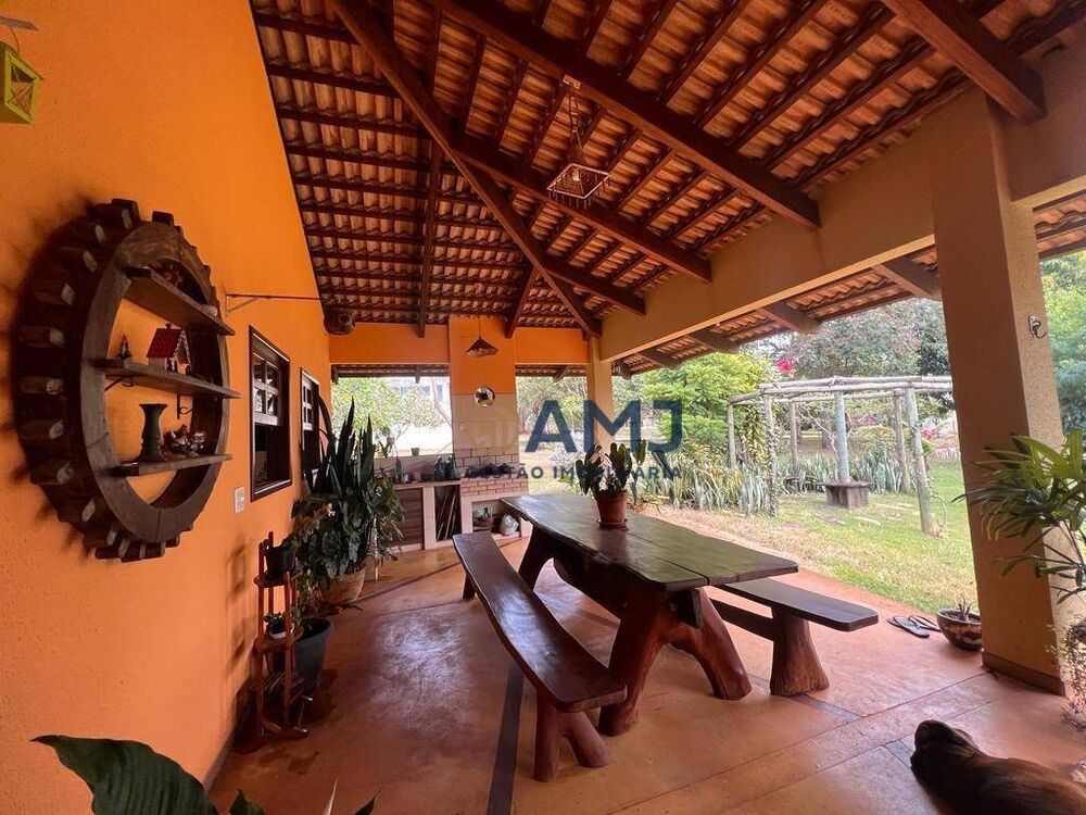 Chácara à venda com 2 quartos, 150m² - Foto 13