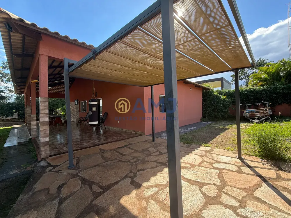 Chácara, 3 quartos, 1200 m² - Foto 1