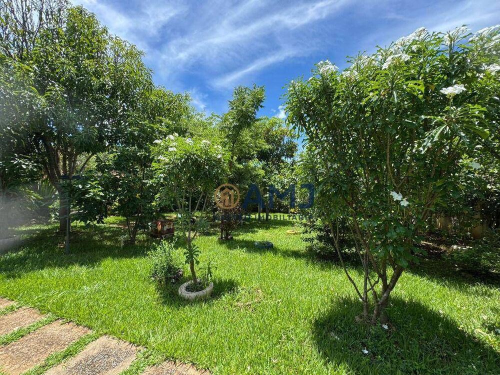 Chácara à venda com 4 quartos, 450m² - Foto 2