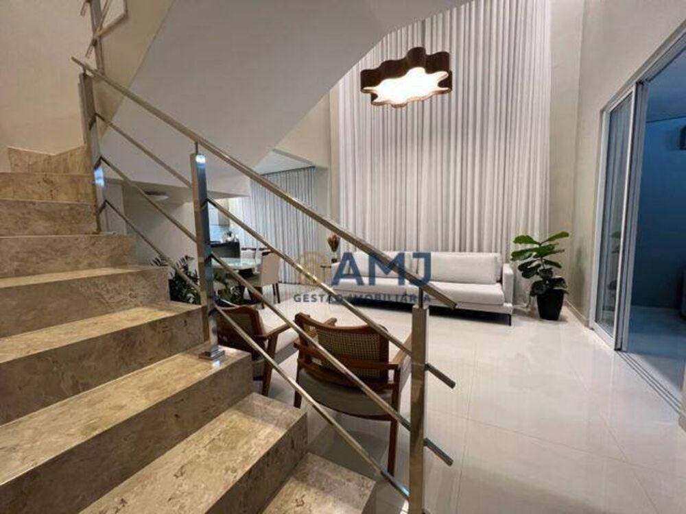 Sobrado, 3 quartos, 268 m² - Foto 2