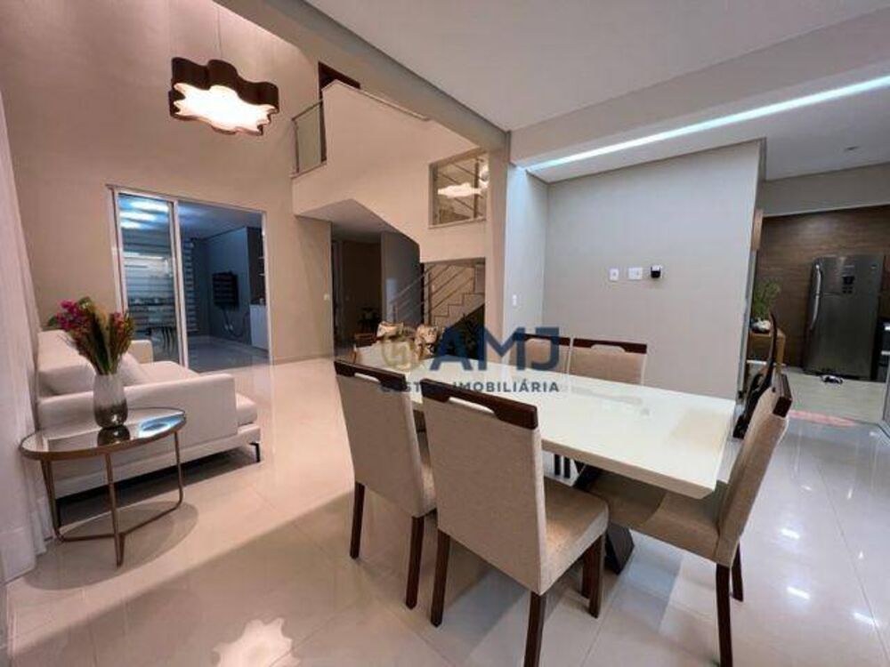 Sobrado, 3 quartos, 268 m² - Foto 4