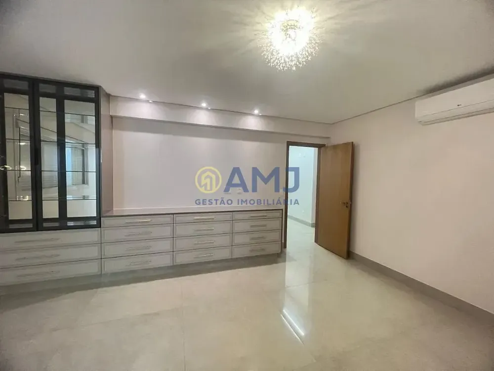 Apartamento, 3 quartos, 226 m² - Foto 11