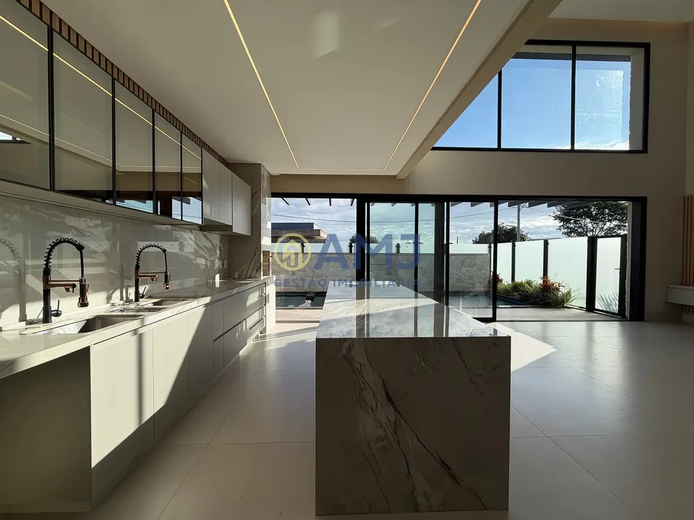 Casa, 4 quartos, 467 m² - Foto 1