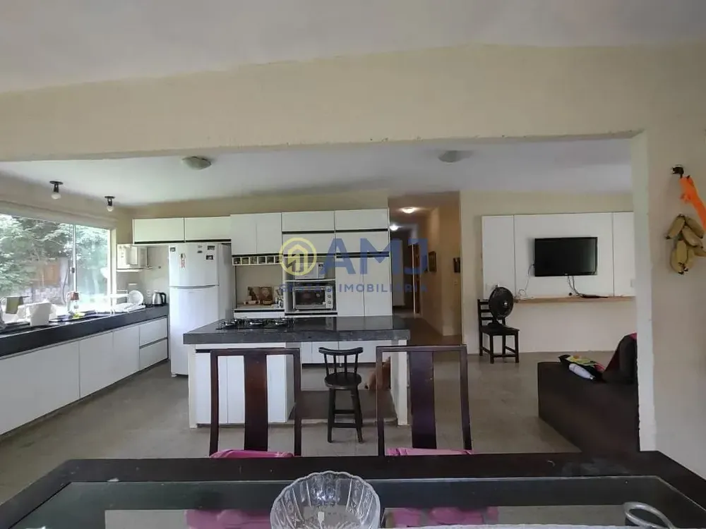 Chácara, 4 quartos, 1200 m² - Foto 1