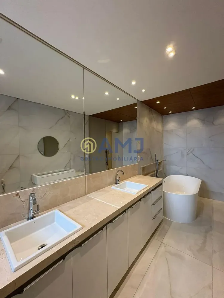 Apartamento, 3 quartos, 218 m² - Foto 12