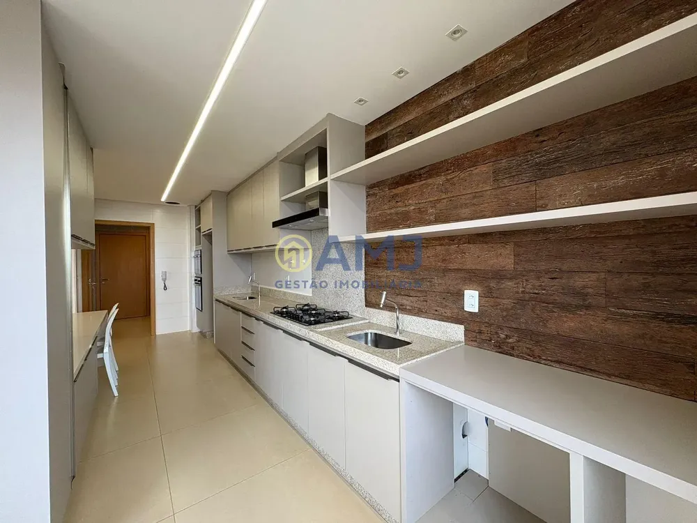 Apartamento, 3 quartos, 218 m² - Foto 3