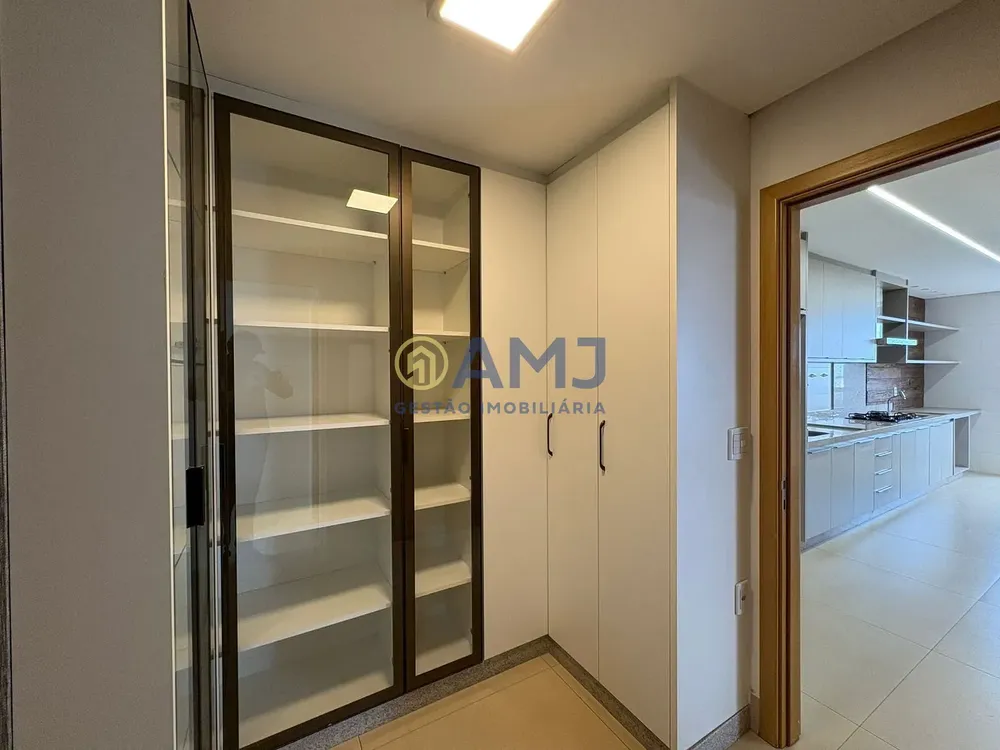 Apartamento, 3 quartos, 218 m² - Foto 9