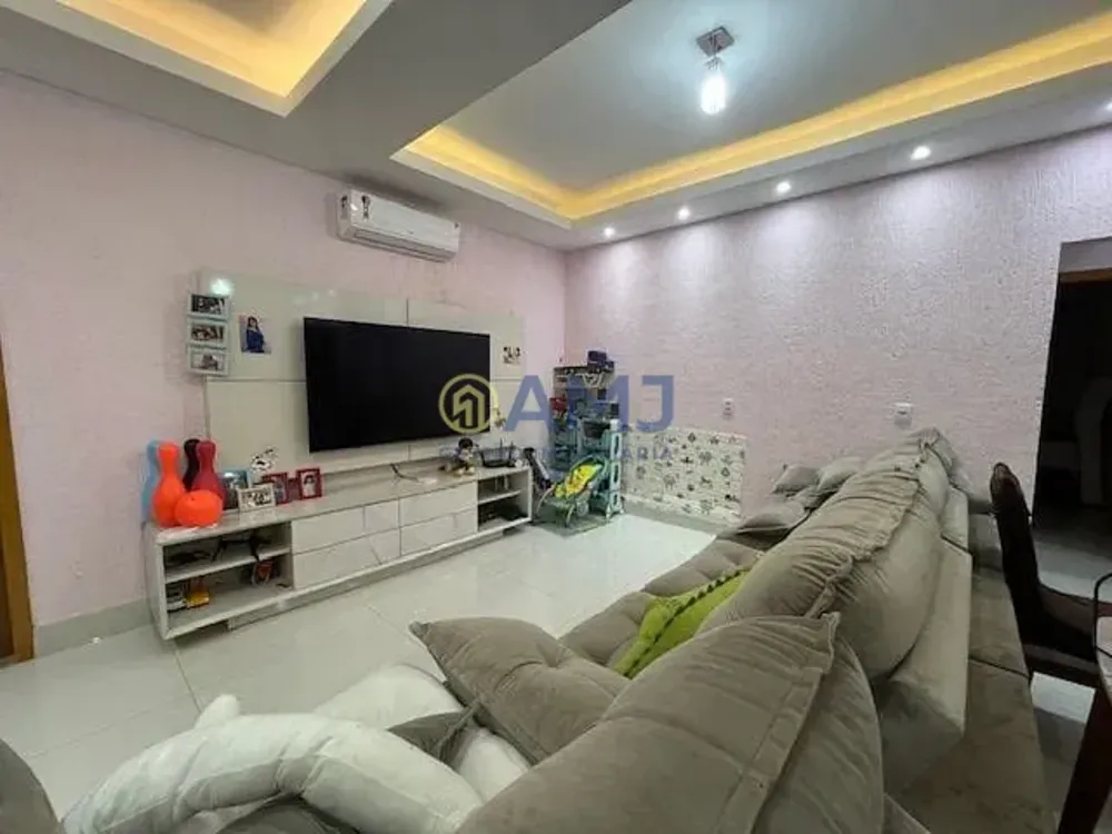 Chácara, 4 quartos, 1271 m² - Foto 1