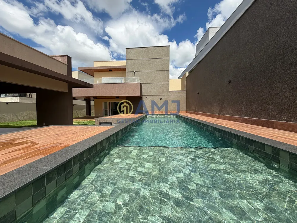 Sobrado, 4 quartos, 412 m² - Foto 1