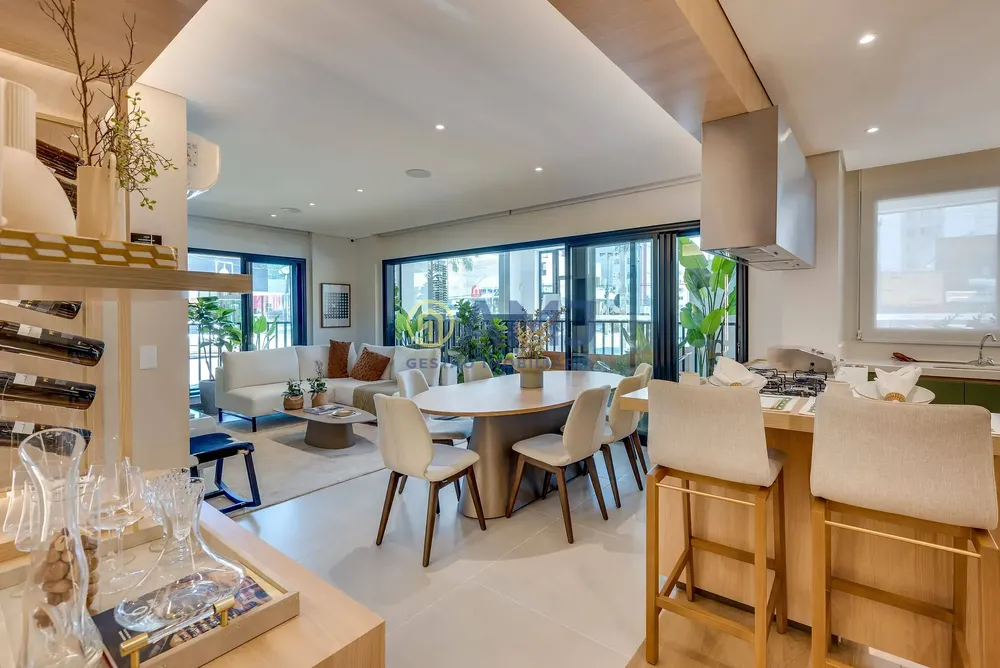 Apartamento, 2 quartos, 70 m² - Foto 1