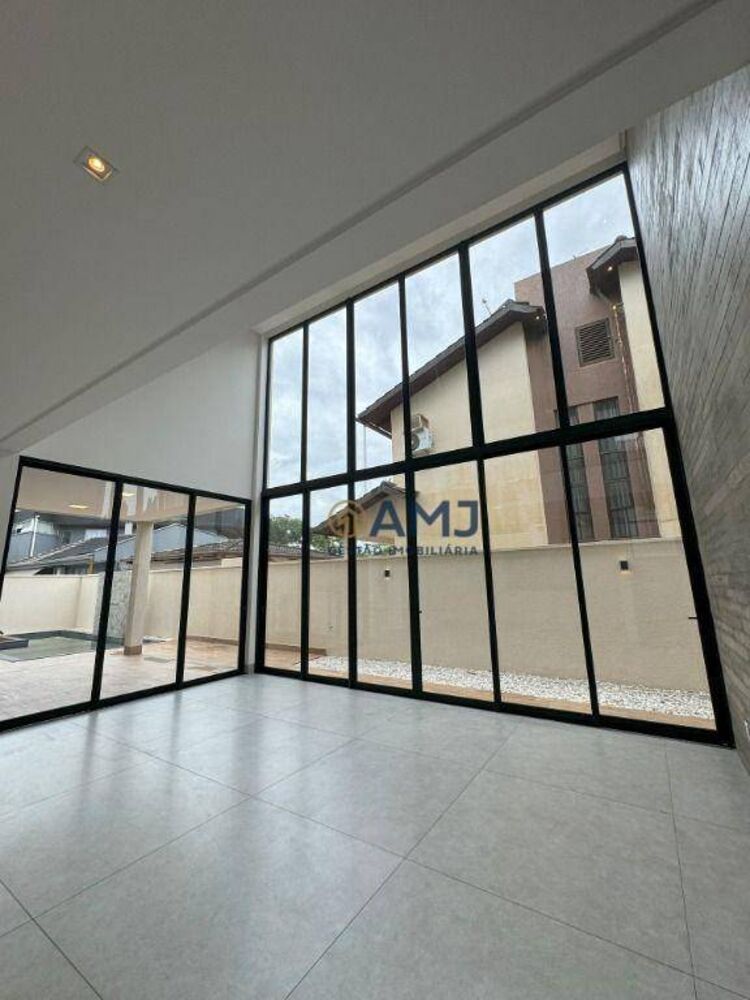 Sobrado, 5 quartos, 344 m² - Foto 4