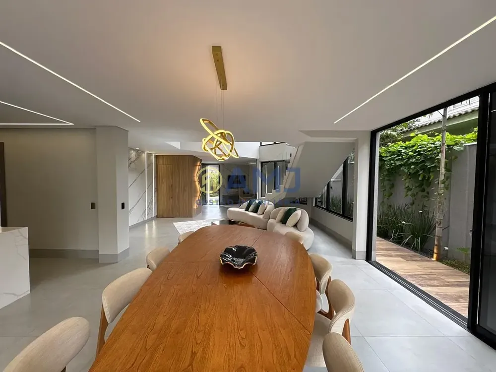 Sobrado, 3 quartos, 286 m² - Foto 4