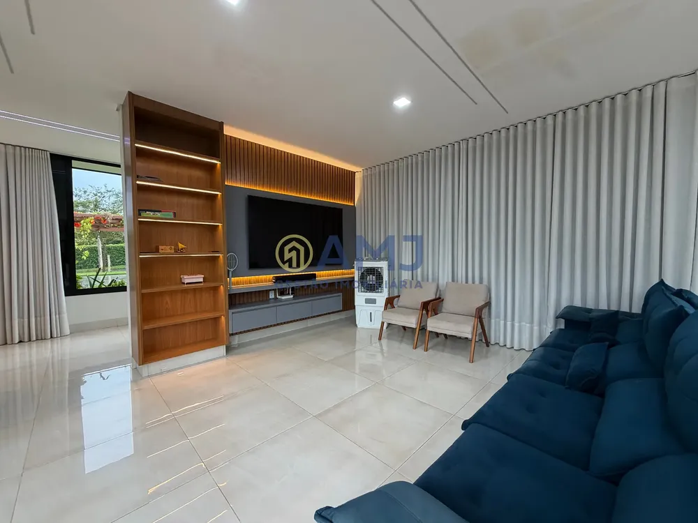 Chácara, 4 quartos, 2637 m² - Foto 1
