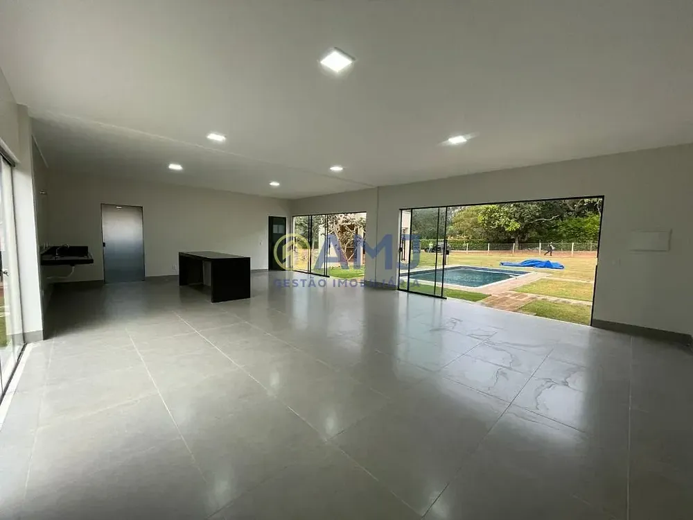 Chácara, 3 quartos, 1730 m² - Foto 2