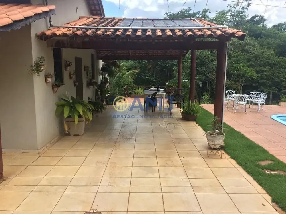 Chácara, 4 quartos, 1661 m² - Foto 2