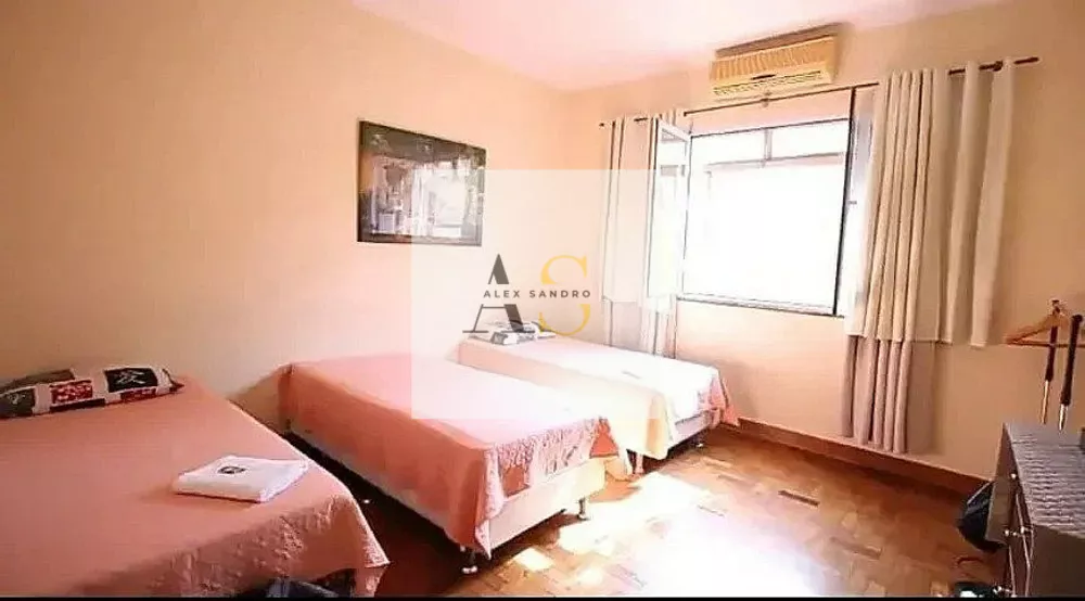 Apartamento, 3 quartos, 140 m² - Foto 1