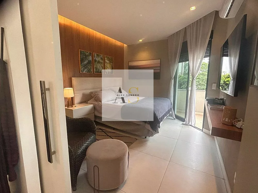 Apartamento, 4 quartos, 220 m² - Foto 2