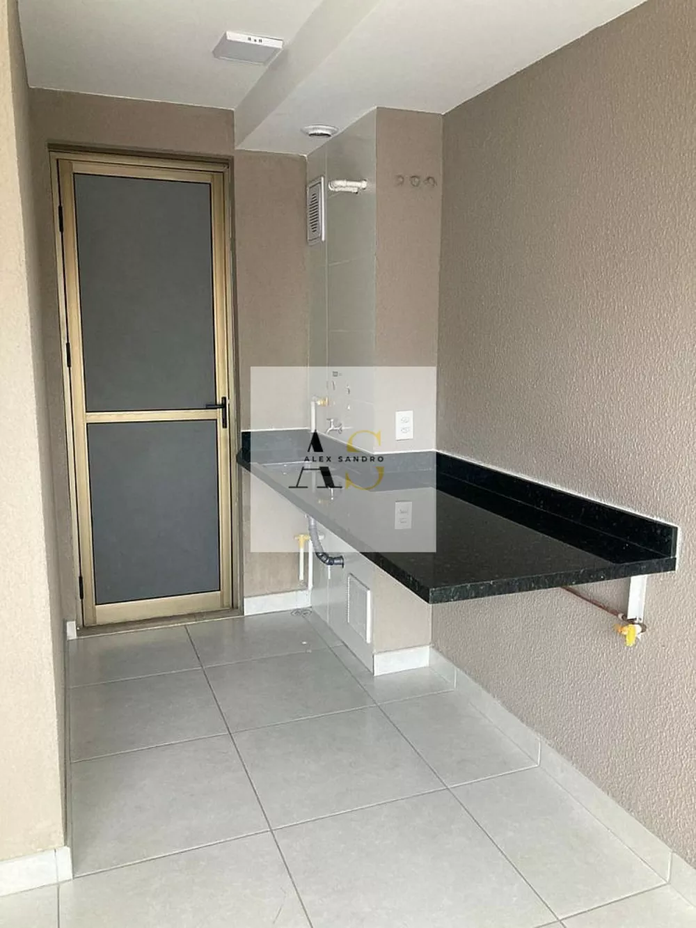 Apartamento, 3 quartos, 141 m² - Foto 1
