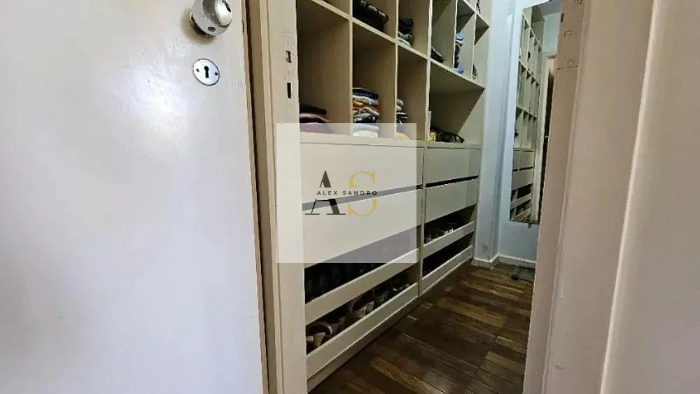 Apartamento, 3 quartos, 188 m² - Foto 1